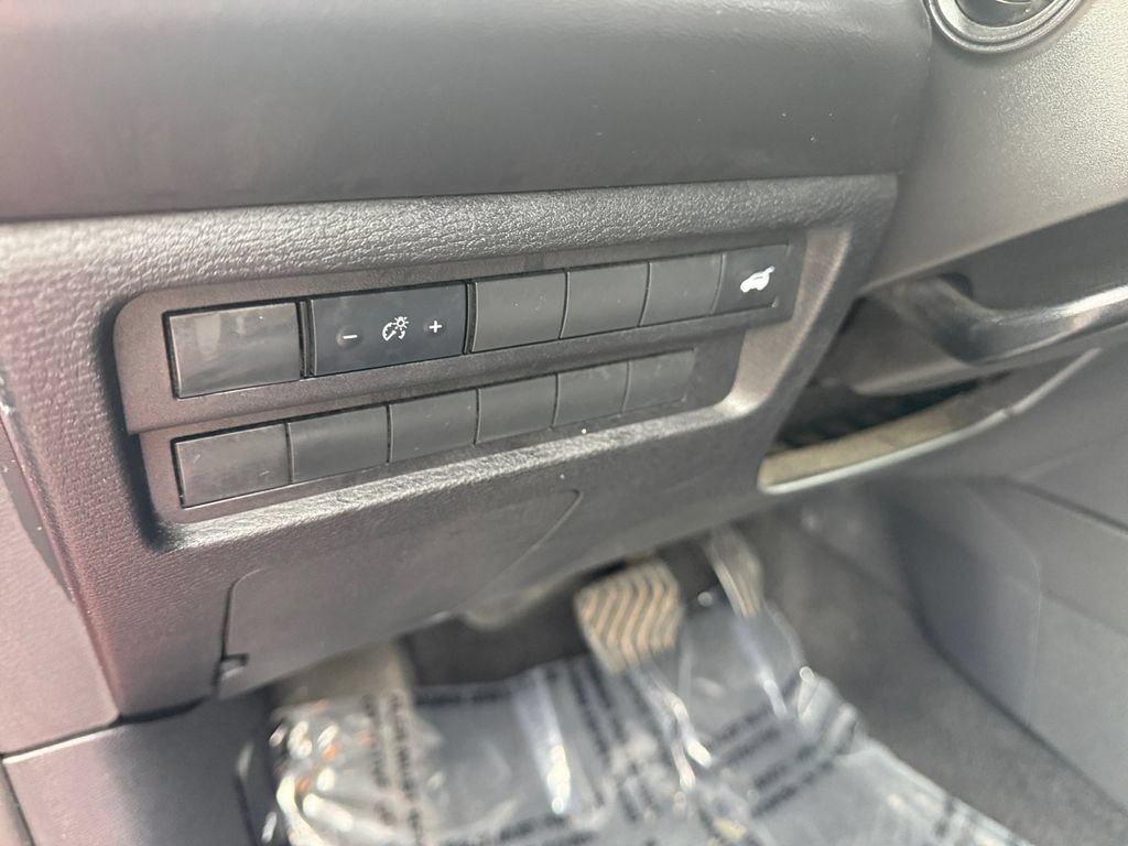 Used 2024 Mitsubishi Outlander SE AWD/4WD image 32