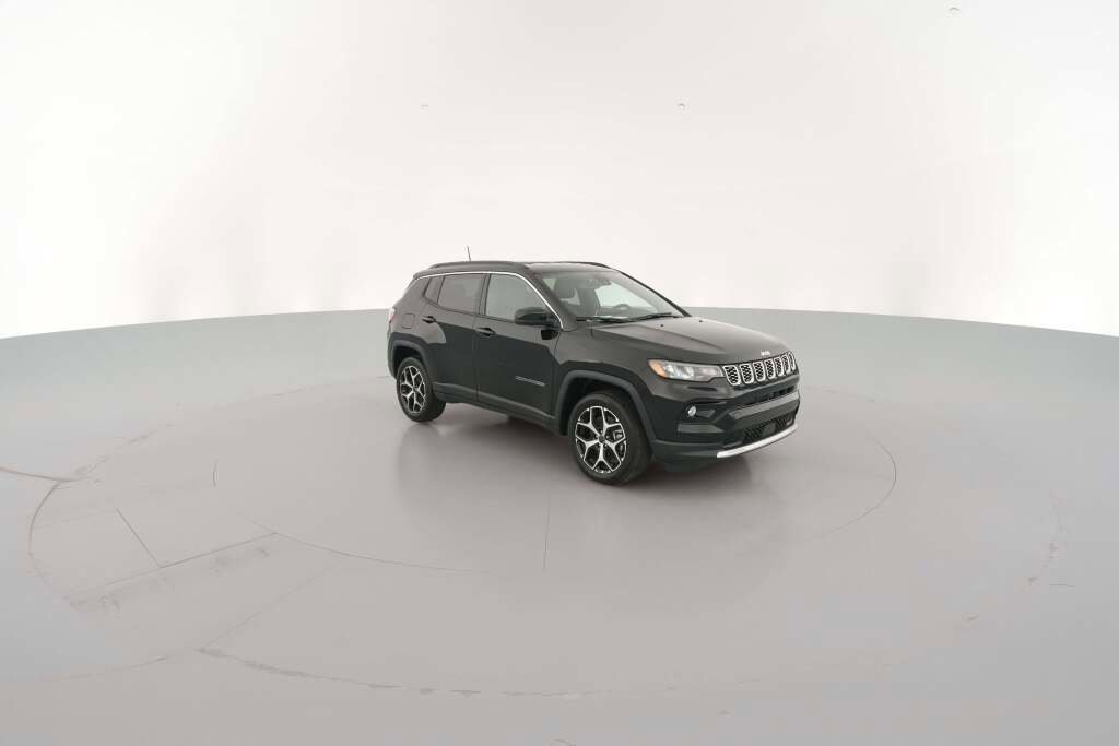 New 2026 Jeep Compass Limited image 16