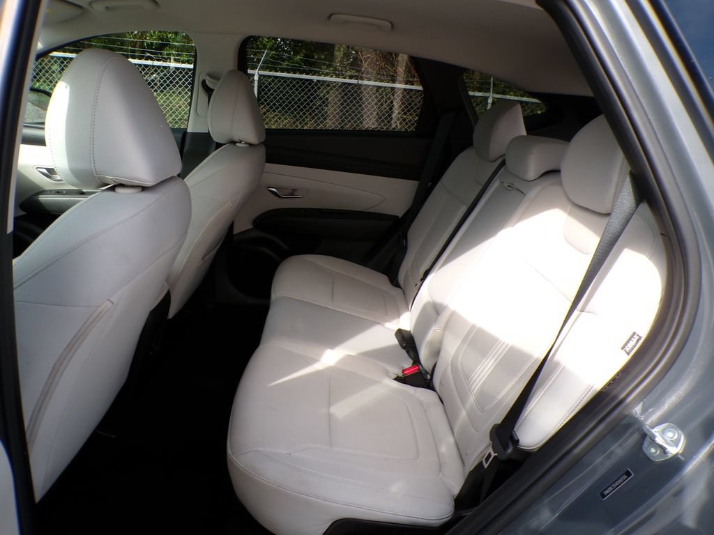 Certified 2025 Hyundai Tucson SEL AWD/4WD image 18