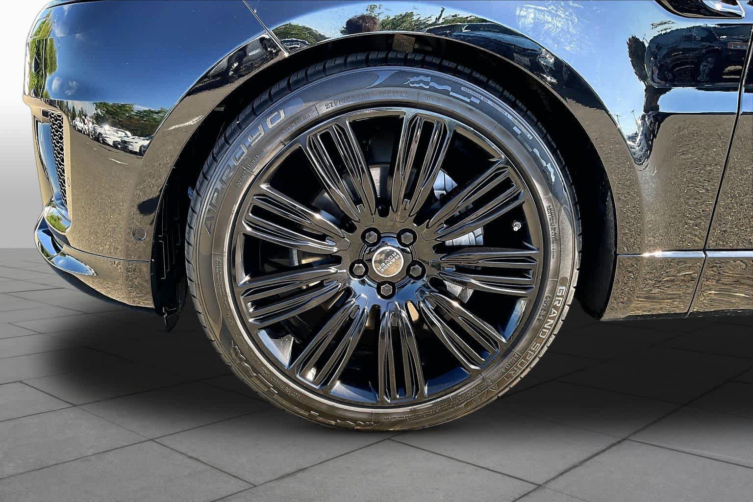 Used 2020 Land Rover Range Rover Sport HSE AWD/4WD image 10