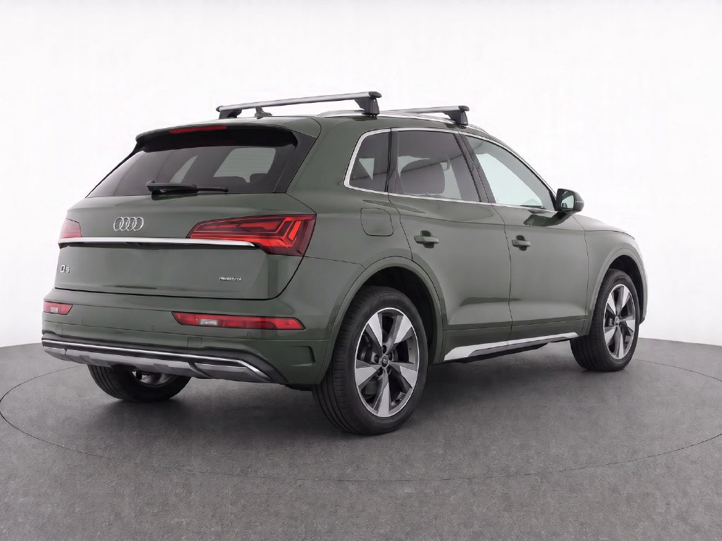 Used 2023 Audi Q5 2.0T Premium Plus w/ Premium Plus Package AWD/4WD image 8