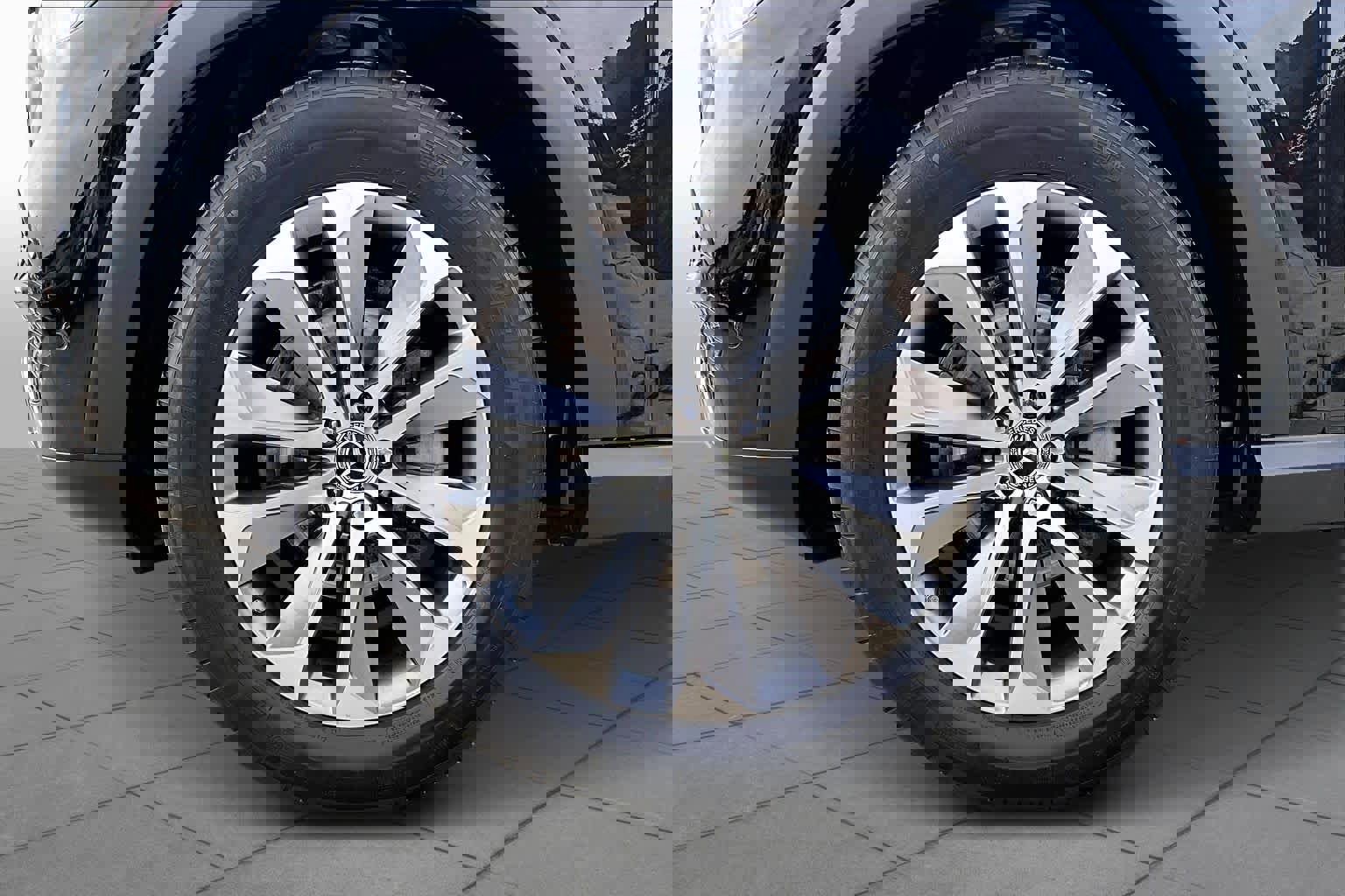 Used 2023 Mercedes-Benz GLE 350 4MATIC image 10