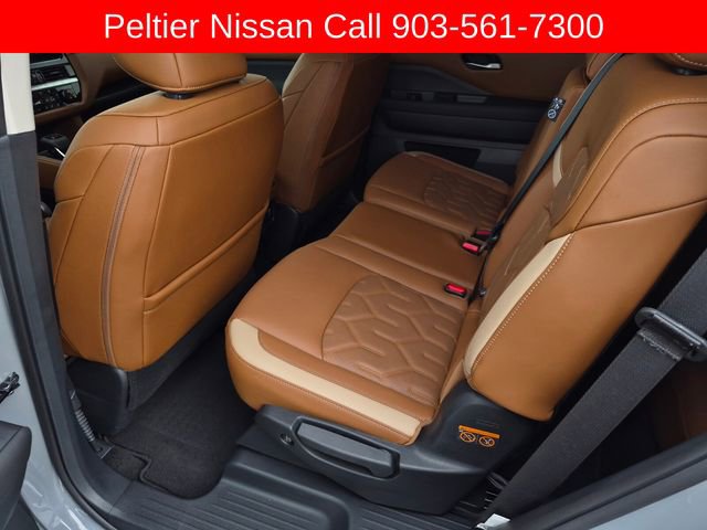 Used 2026 Nissan Pathfinder Platinum w/ Cargo Package image 25