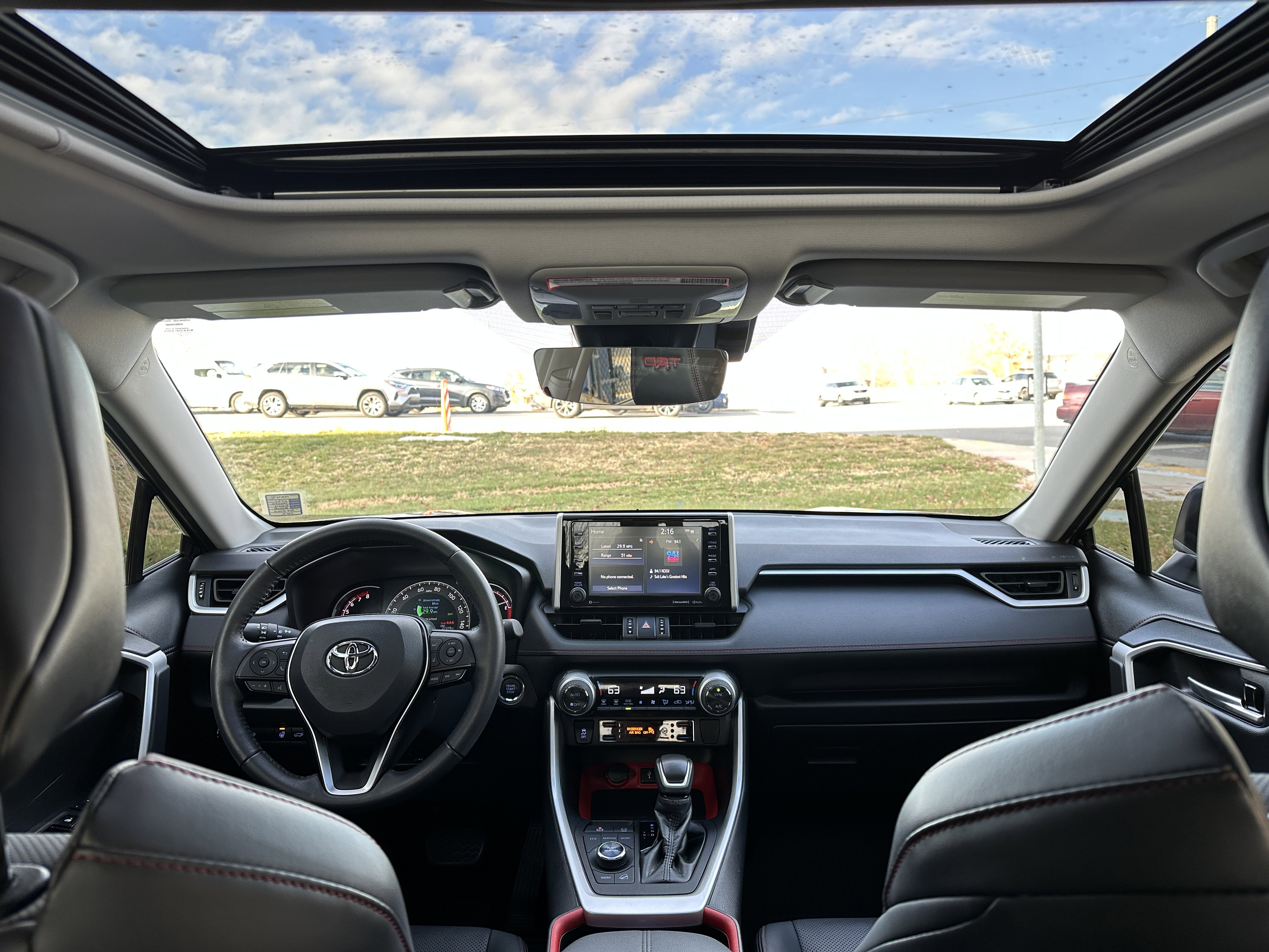 Used 2021 Toyota RAV4 TRD Off-Road image 28