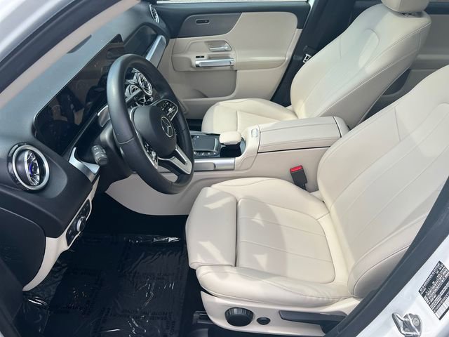 Used 2022 Mercedes-Benz GLB 250 4MATIC image 11
