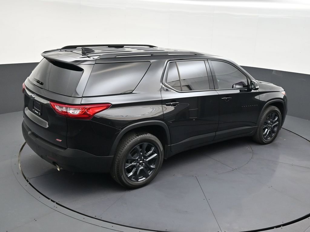 Used 2021 Chevrolet Traverse RS FWD image 17