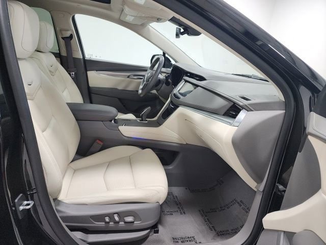 Used 2019 Cadillac XT5 Luxury AWD/4WD image 17