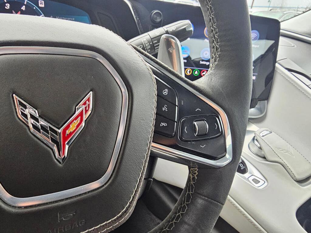 Used 2021 Chevrolet Corvette Stingray Premium Cpe w/ Z51 Performance Package RWD image 30