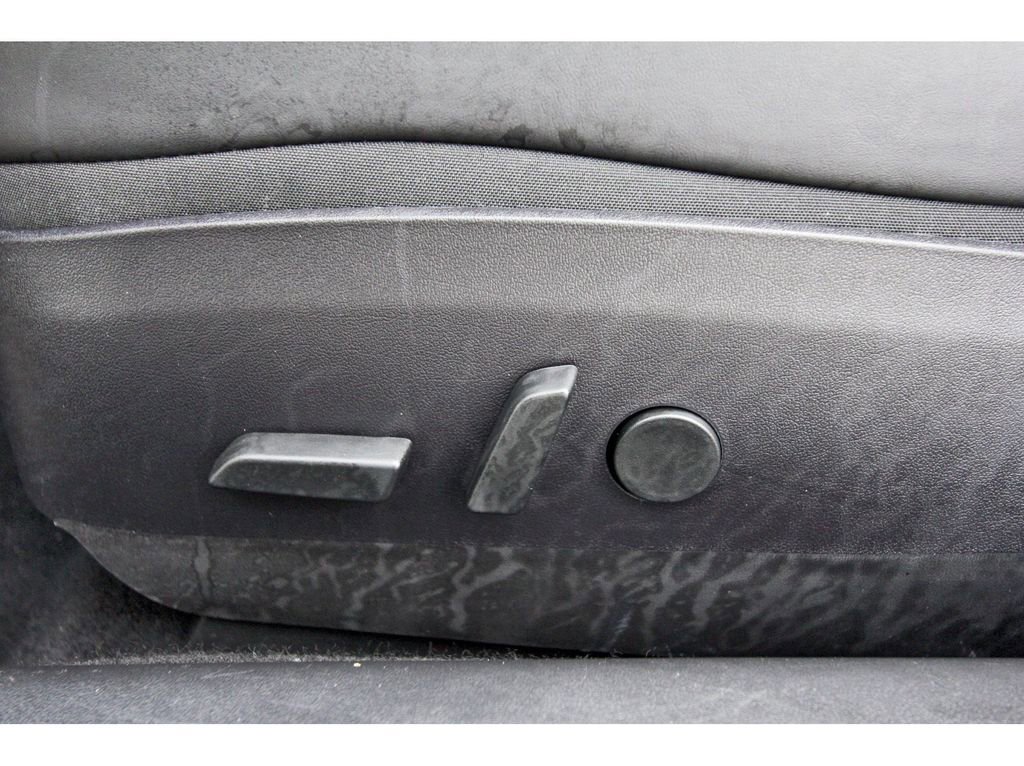 Used 2019 Tesla Model 3 Performance image 29