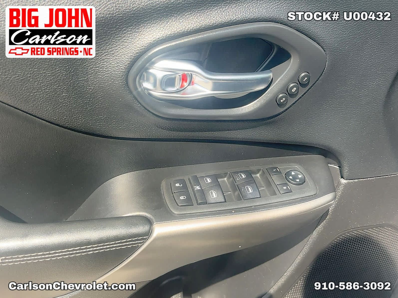 Used 2020 Jeep Cherokee High Altitude FWD image 31