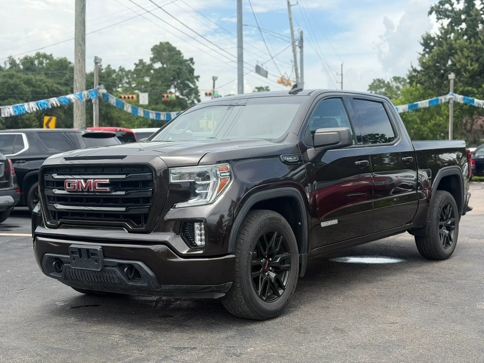 Used 2020 GMC Sierra 1500 Elevation w/ Elevation Value Package RWD image 1