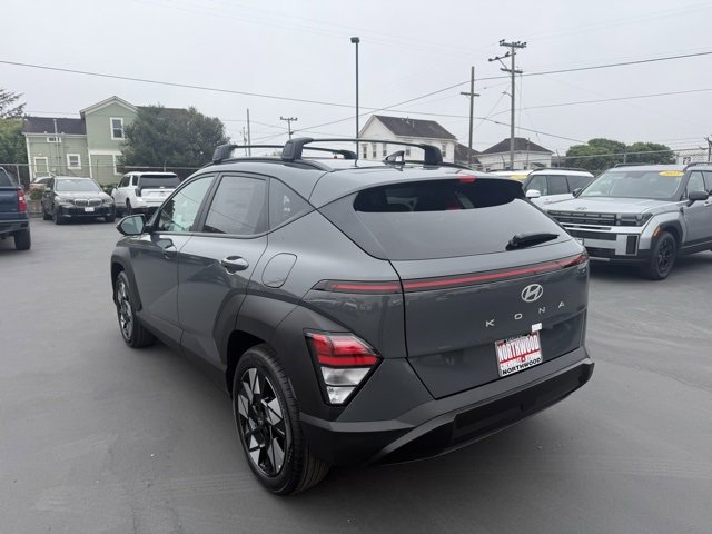 Used 2025 Hyundai Kona SEL image 3