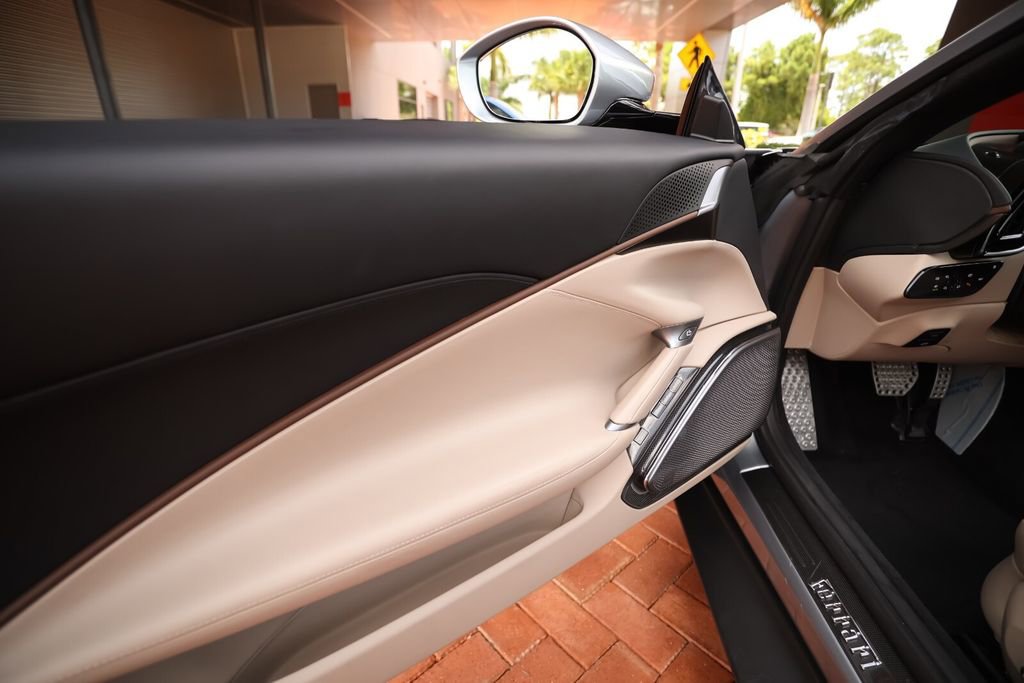 Certified 2024 Ferrari Roma Spider image 37