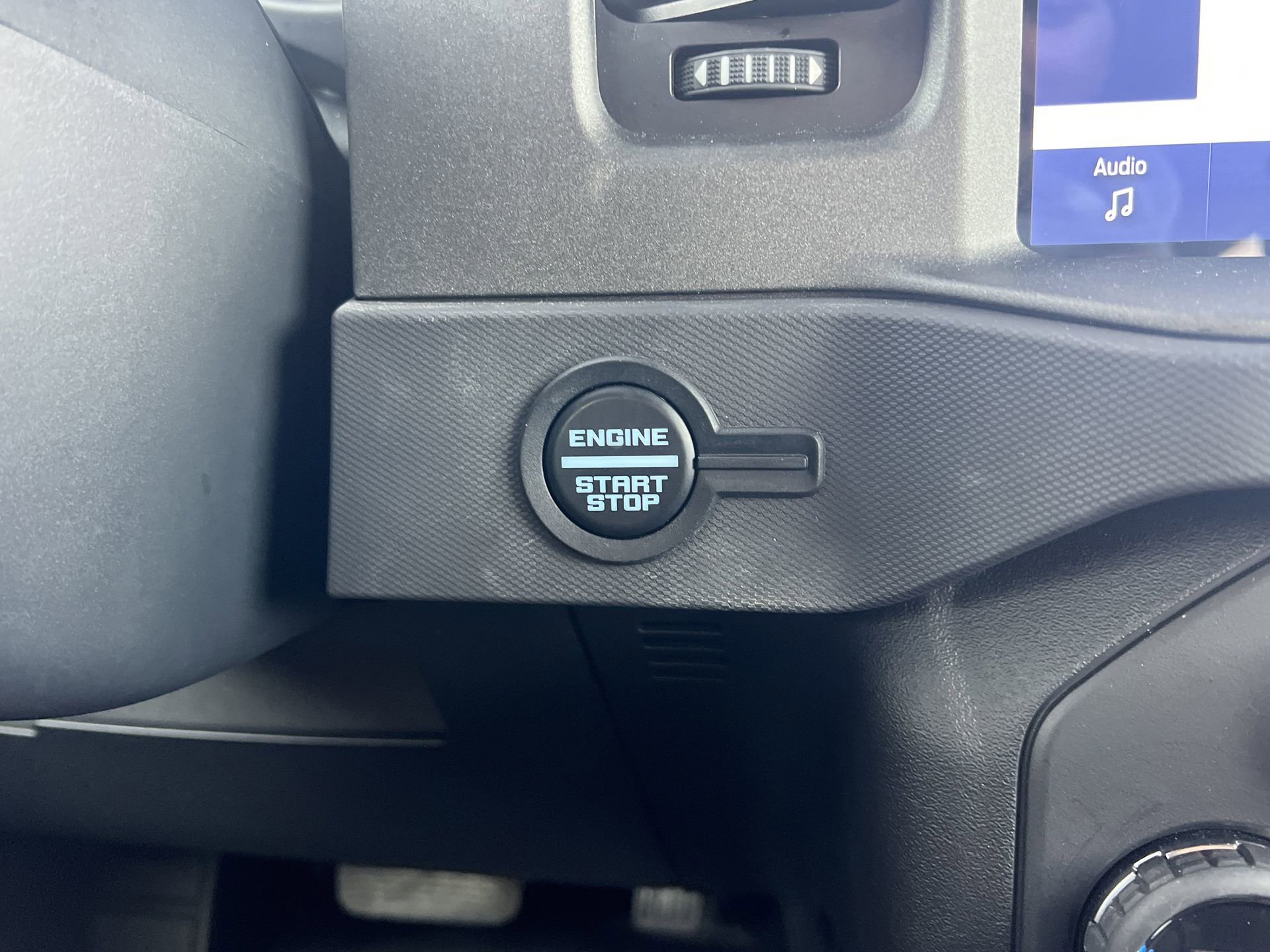 Certified 2024 Ford Bronco Badlands image 8