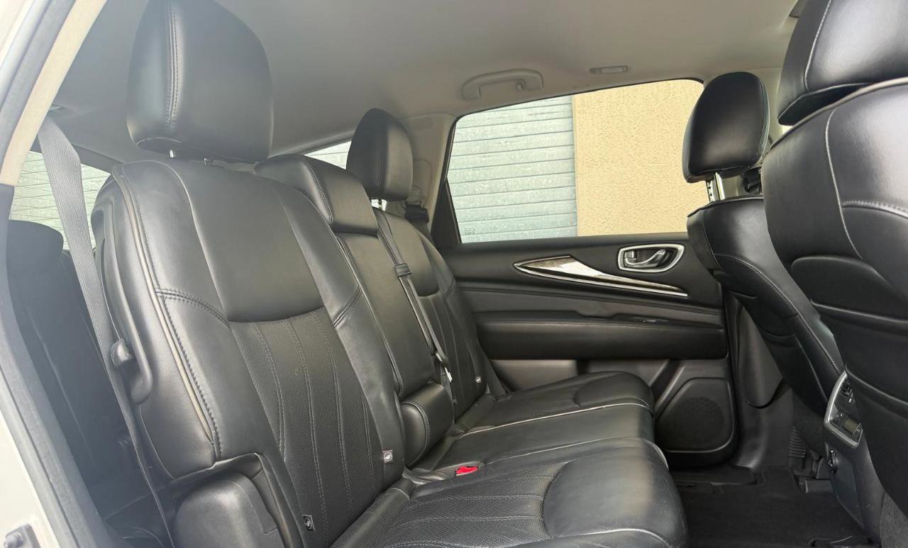 Used 2014 INFINITI QX60 FWD w/ Cargo Package image 25