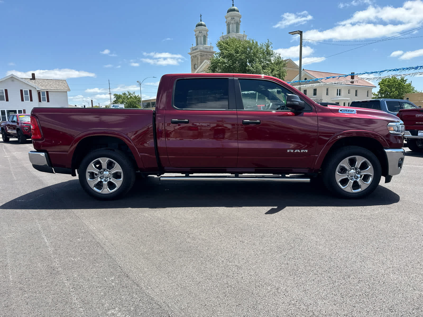 Used 2025 RAM 1500 Big Horn AWD/4WD image 5