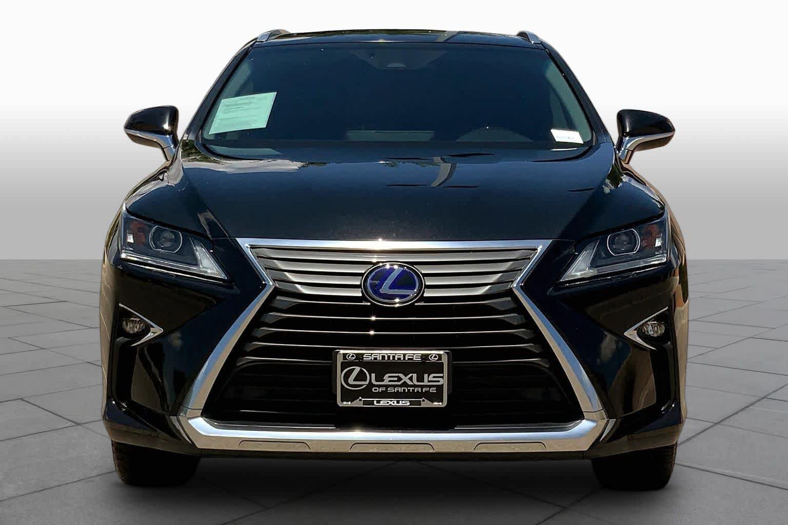 Used 2017 Lexus RX 450h AWD w/ Cold Weather Package image 4