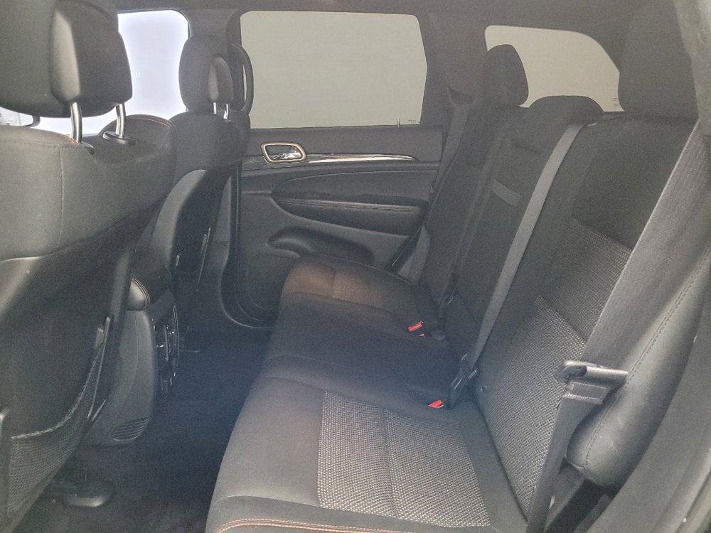 Used 2017 Jeep Grand Cherokee Laredo 75th Anniversary RWD image 18