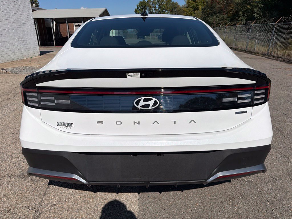 Used 2026 Hyundai Sonata Blue FWD image 3