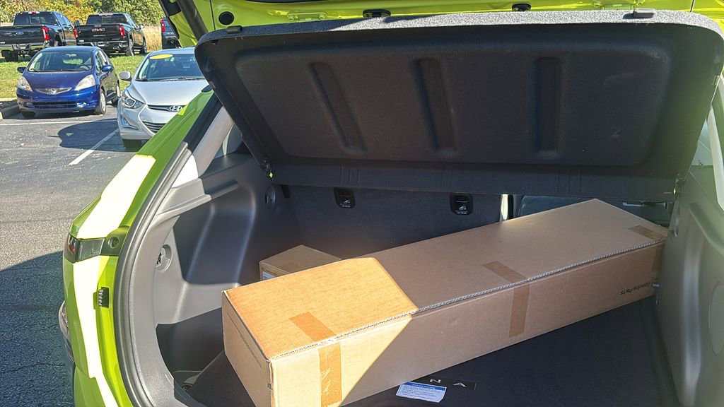 Used 2025 Hyundai Kona Limited image 35