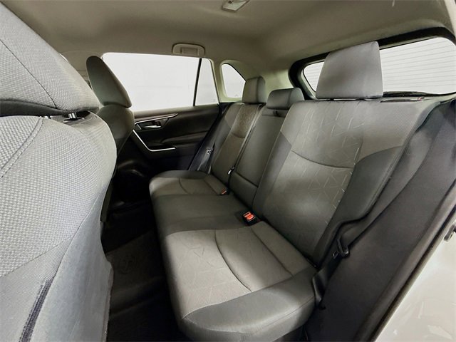 Used 2020 Toyota RAV4 XLE w/ Carpet Mat Package image 8
