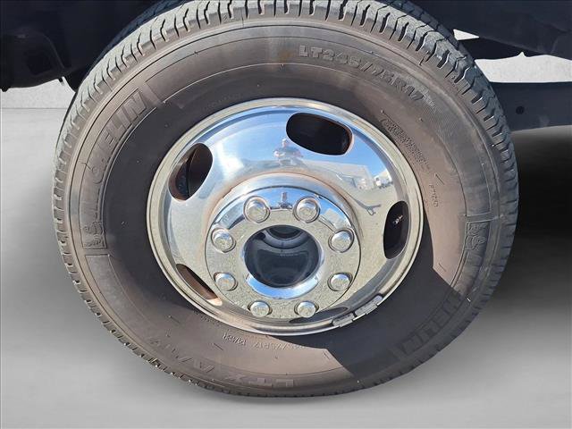 Used 2017 Ford F350 XL w/ STX Appearance Package AWD/4WD image 14