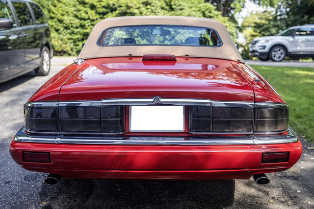 Used 1996 Jaguar XJS 4.0 Convertible RWD image 7