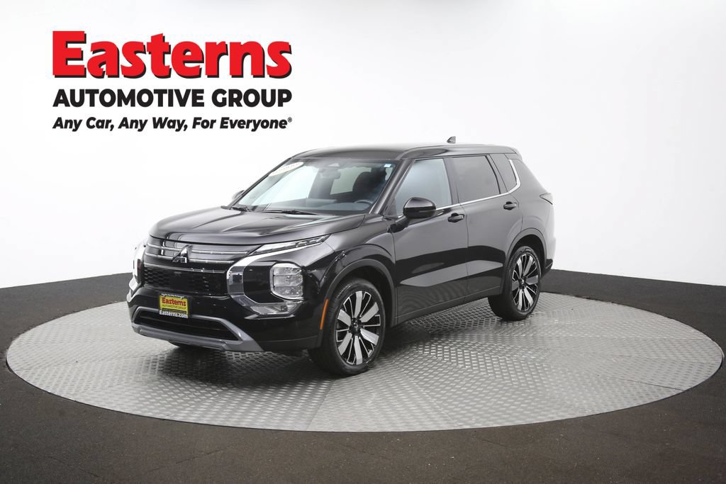 Used 2025 Mitsubishi Outlander SE AWD/4WD image 56