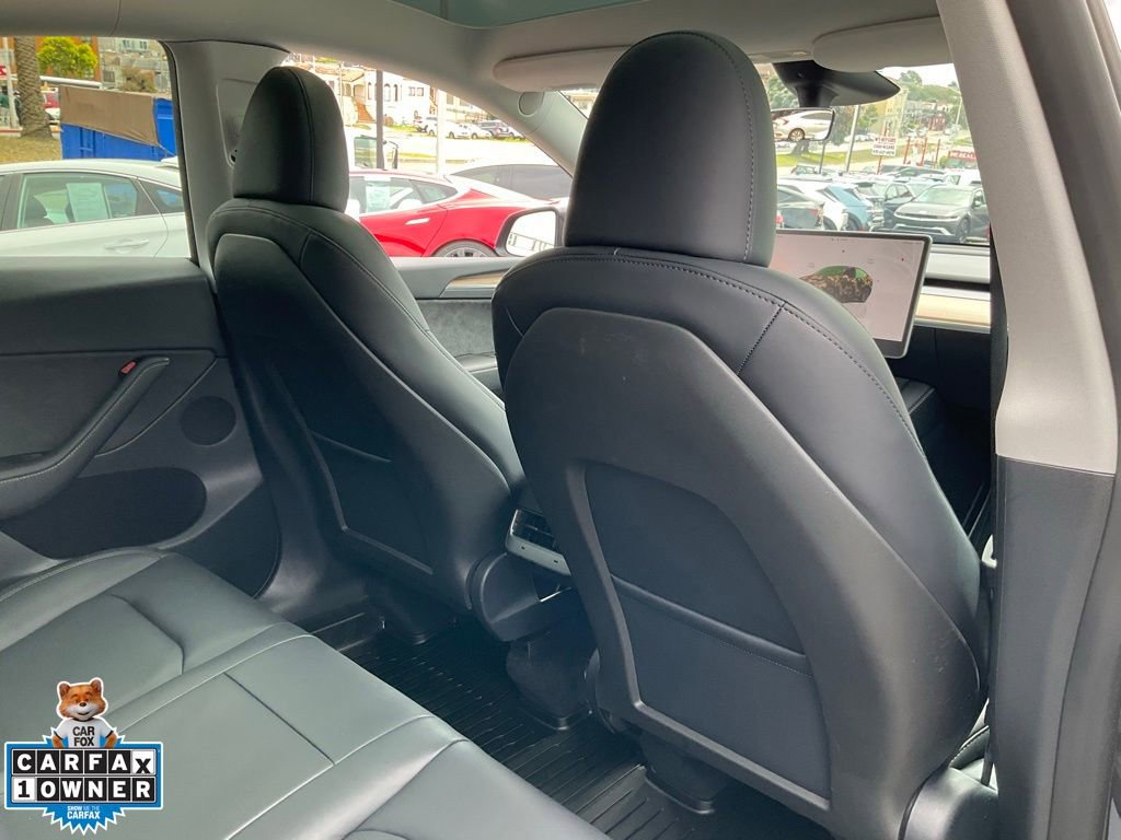 Used 2024 Tesla Model Y Long Range RWD image 59
