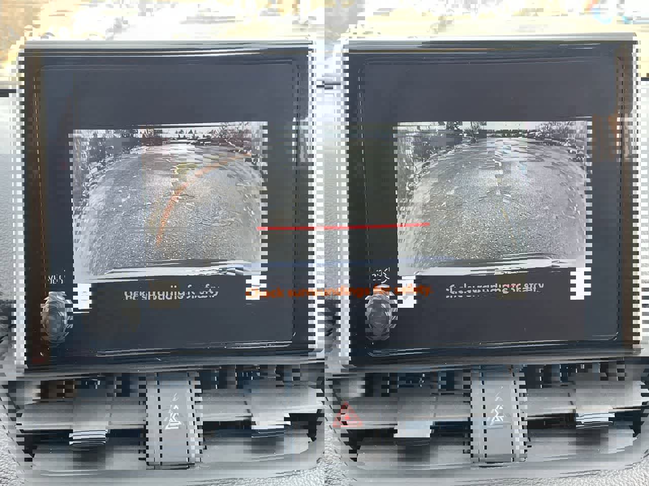 Used 2023 Toyota RAV4 SE image 28