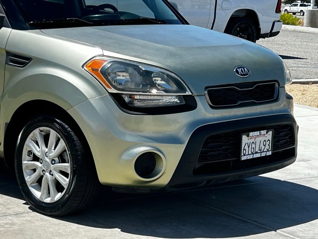 Used 2013 Kia Soul + w/ Audio Pkg FWD image 9