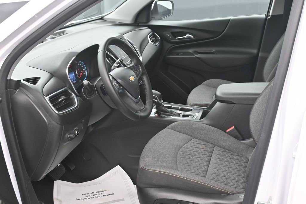 Used 2023 Chevrolet Equinox LT AWD/4WD image 10