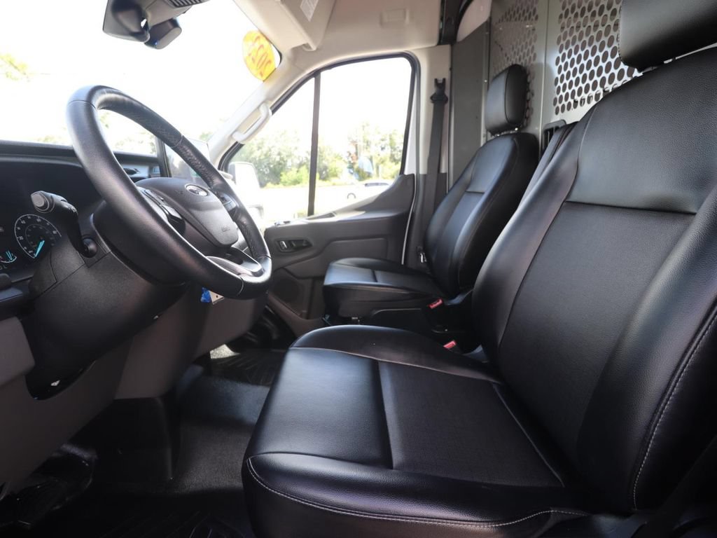 Used 2023 Ford E-Transit Medium Roof RWD image 2