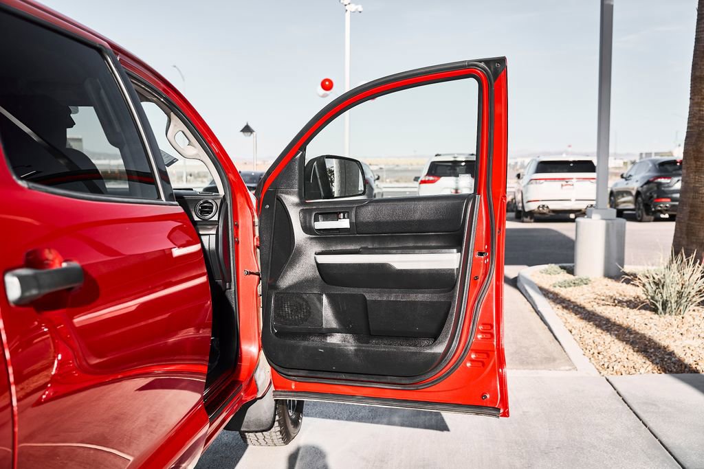 Used 2019 Toyota Tundra SR5 w/ TRD Off Road Package image 12