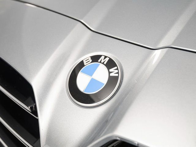 Used 2025 BMW M4 xDrive Competition image 33