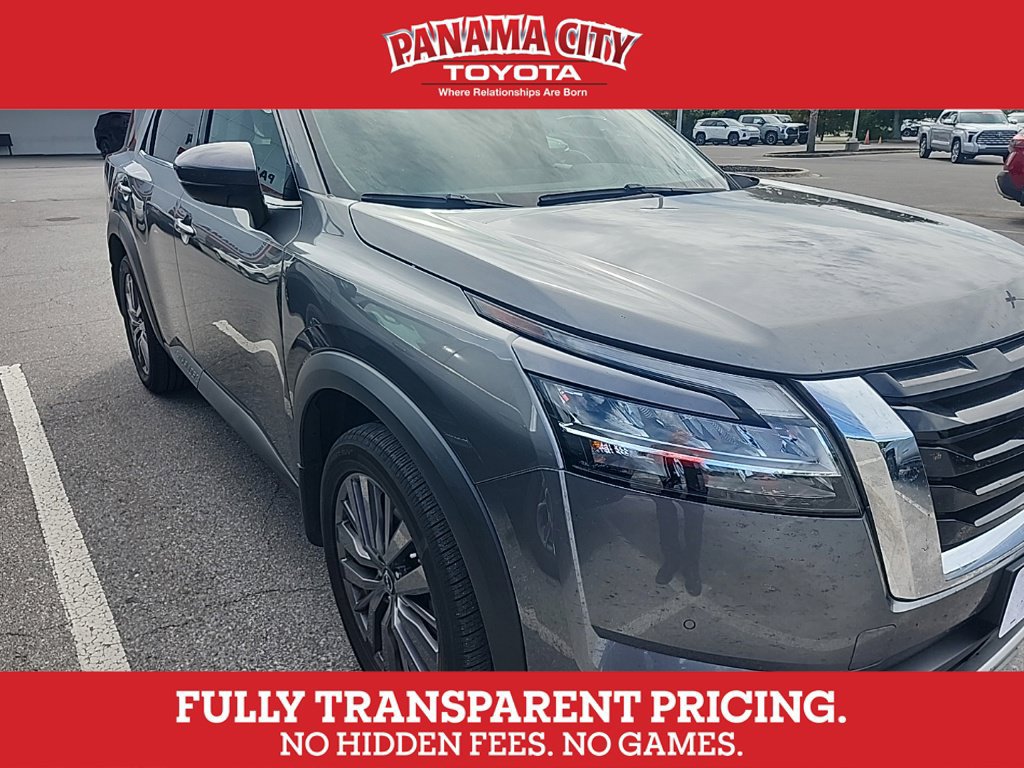 Used 2024 Nissan Pathfinder SL w/ SL Premium Package