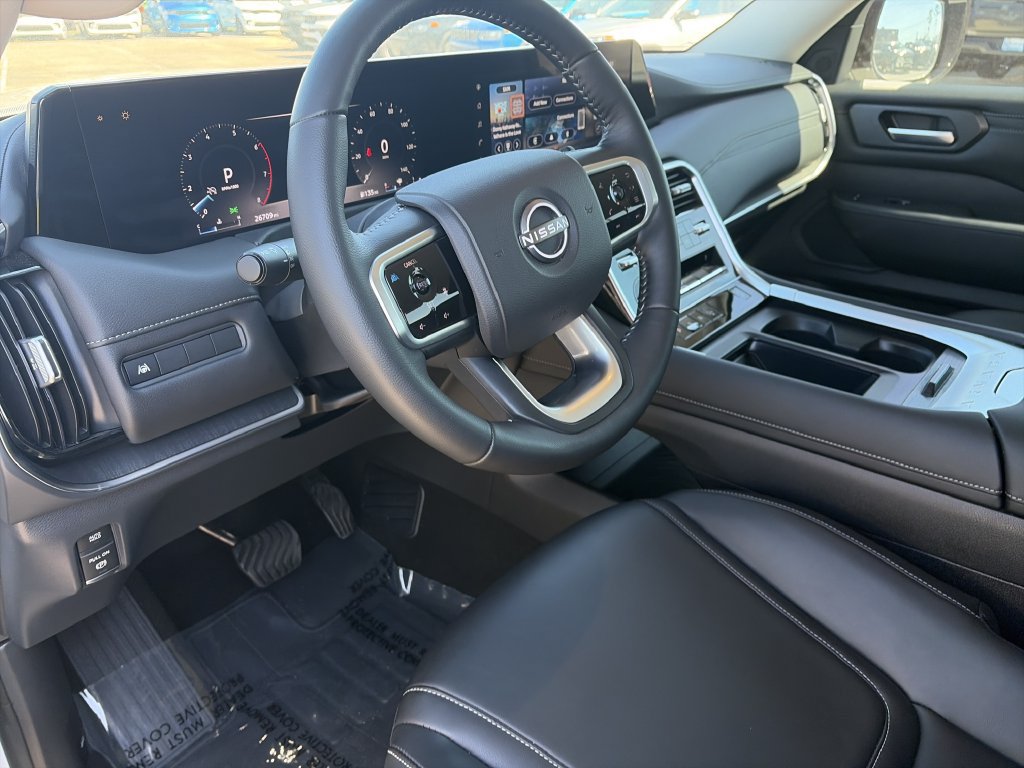 Used 2025 Nissan Armada SV RWD image 10