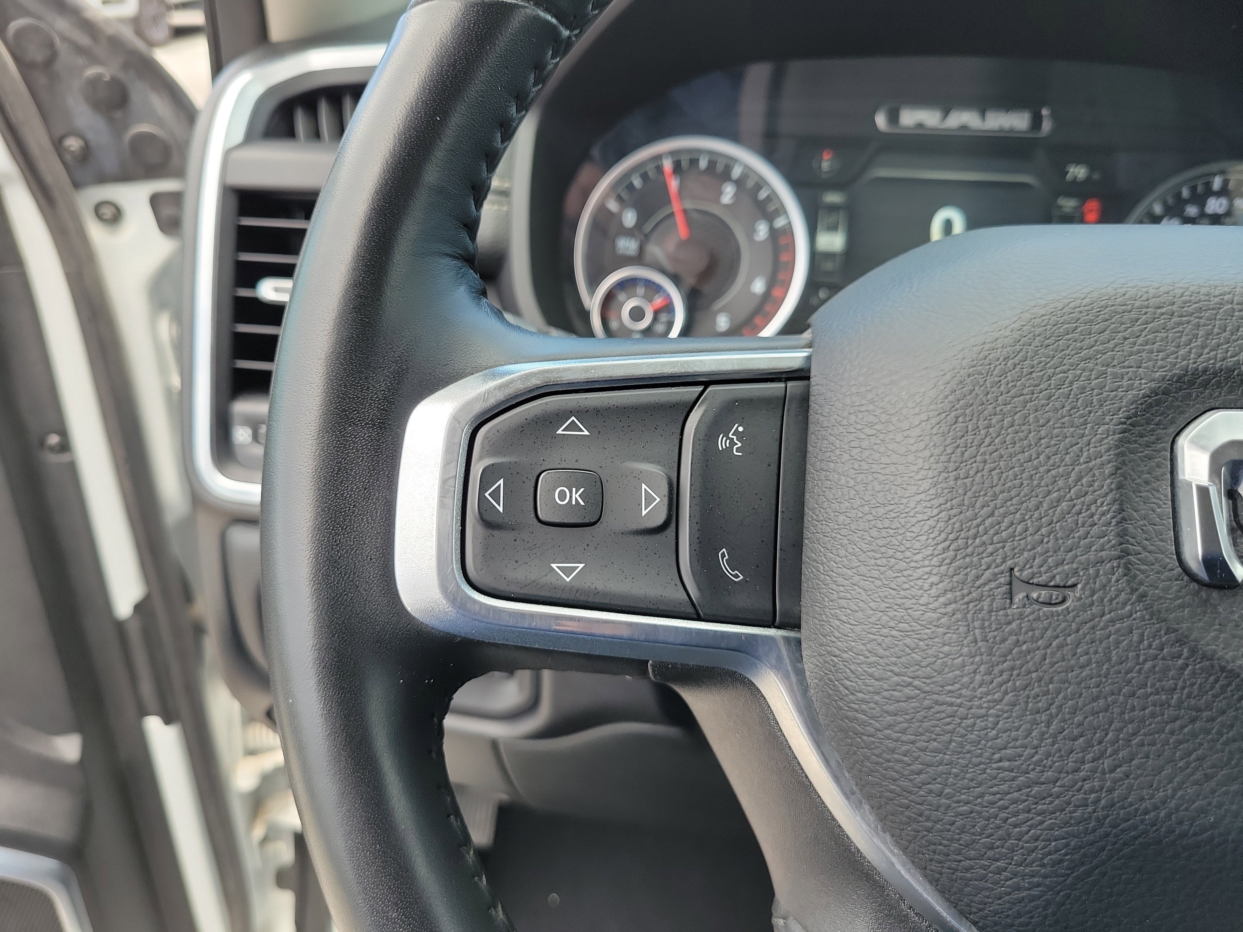 Used 2024 RAM 2500 Laramie w/ Safety Group AWD/4WD image 21