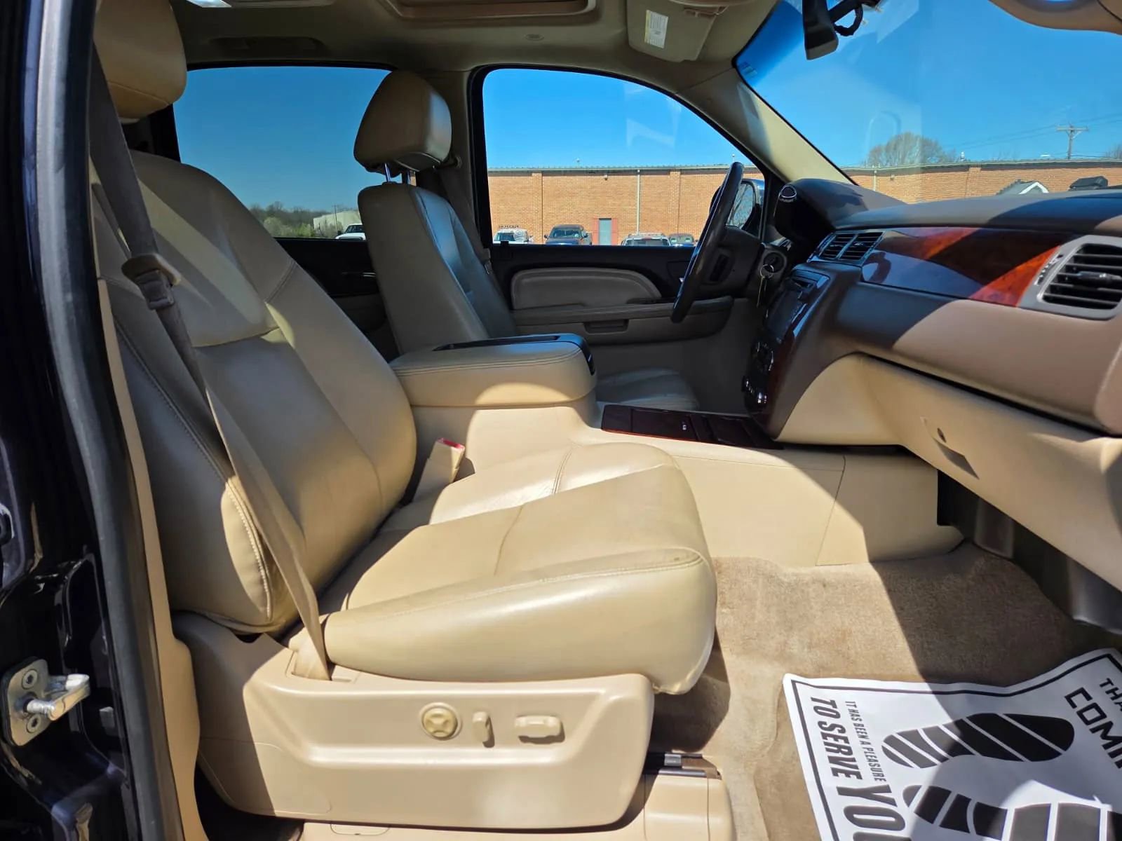 Used 2013 Chevrolet Suburban LTZ AWD/4WD image 12