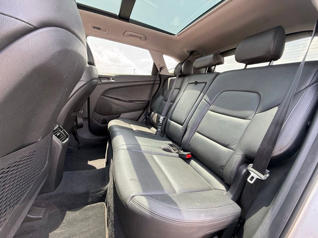 Used 2016 Hyundai Tucson Limited w/ Option Group 03 FWD image 24