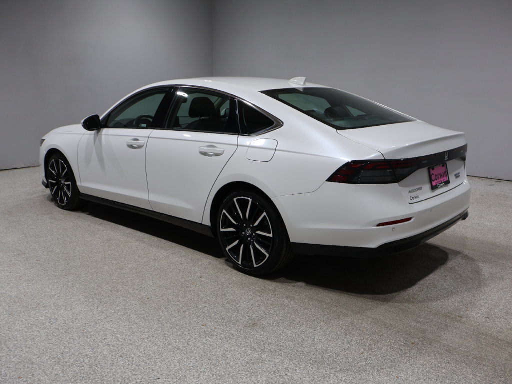Used 2025 Honda Accord Touring image 5