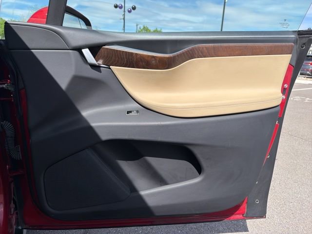 Used 2016 Tesla Model X 90D AWD/4WD image 10