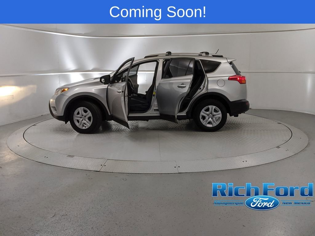 Used 2015 Toyota RAV4 LE image 11
