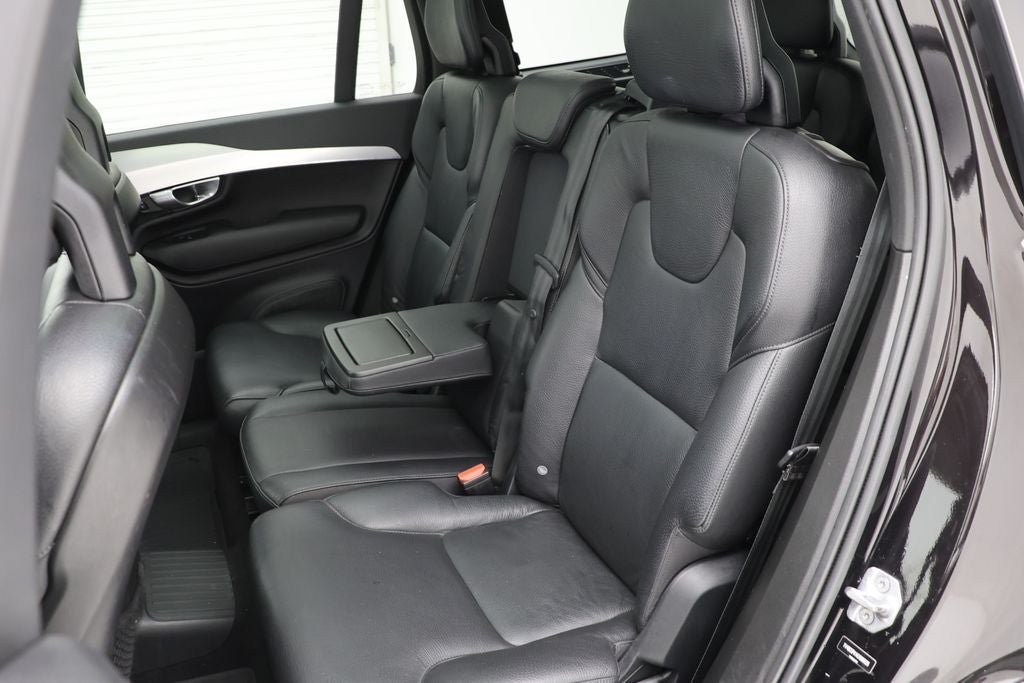 Used 2016 Volvo XC90 T8 Momentum w/ Vision Package AWD/4WD image 12