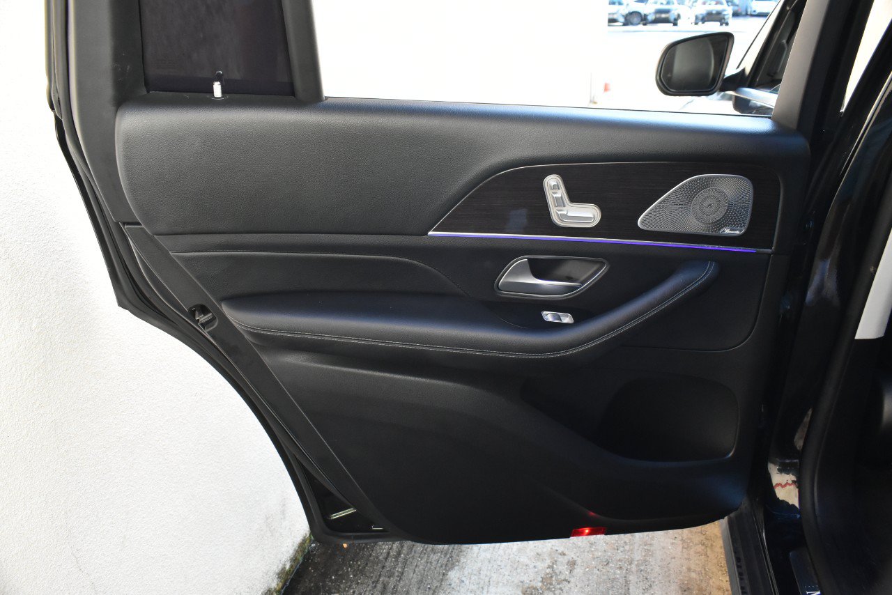 Used 2020 Mercedes-Benz GLS 450 4MATIC image 20