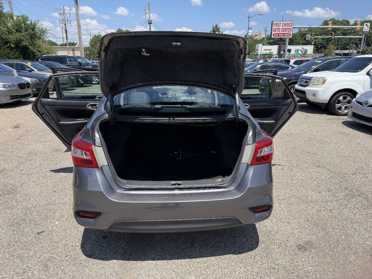 Used 2018 Nissan Sentra SV FWD image 15