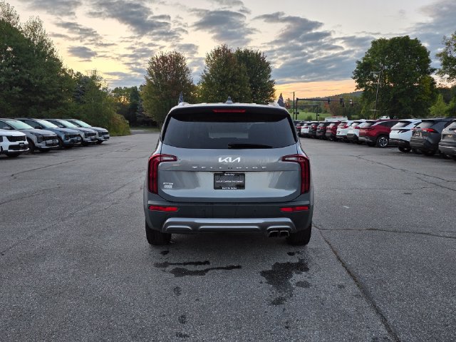 Certified 2022 Kia Telluride S AWD/4WD image 7