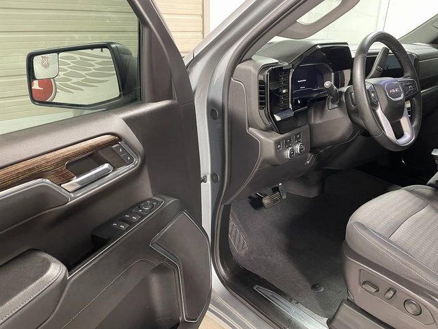 Used 2024 GMC Sierra 1500 Elevation image 10
