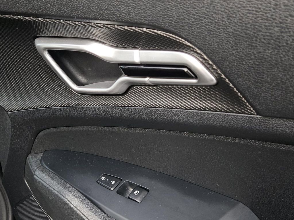 Used 2023 Kia Sportage LX image 31