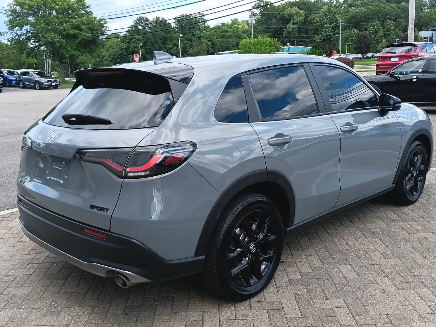 Used 2025 Honda HR-V Sport image 8